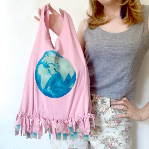 Upcycle a T-Shirt into a Reusable Tote Bag using Fabric Paints